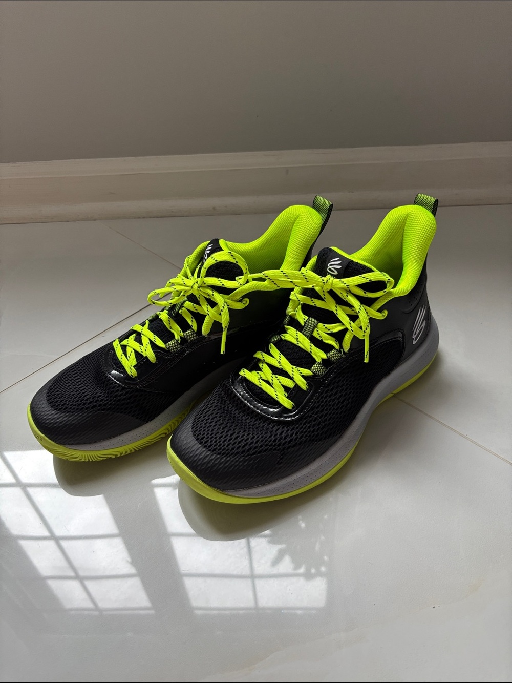 Curry Brand Under Armour Basketball Sneakers new size US 9